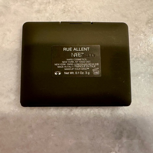 NARS x CHARLOTTE GAINSBOURG eyeshadow set of two! 🇫🇷 - Picture 4 of 4